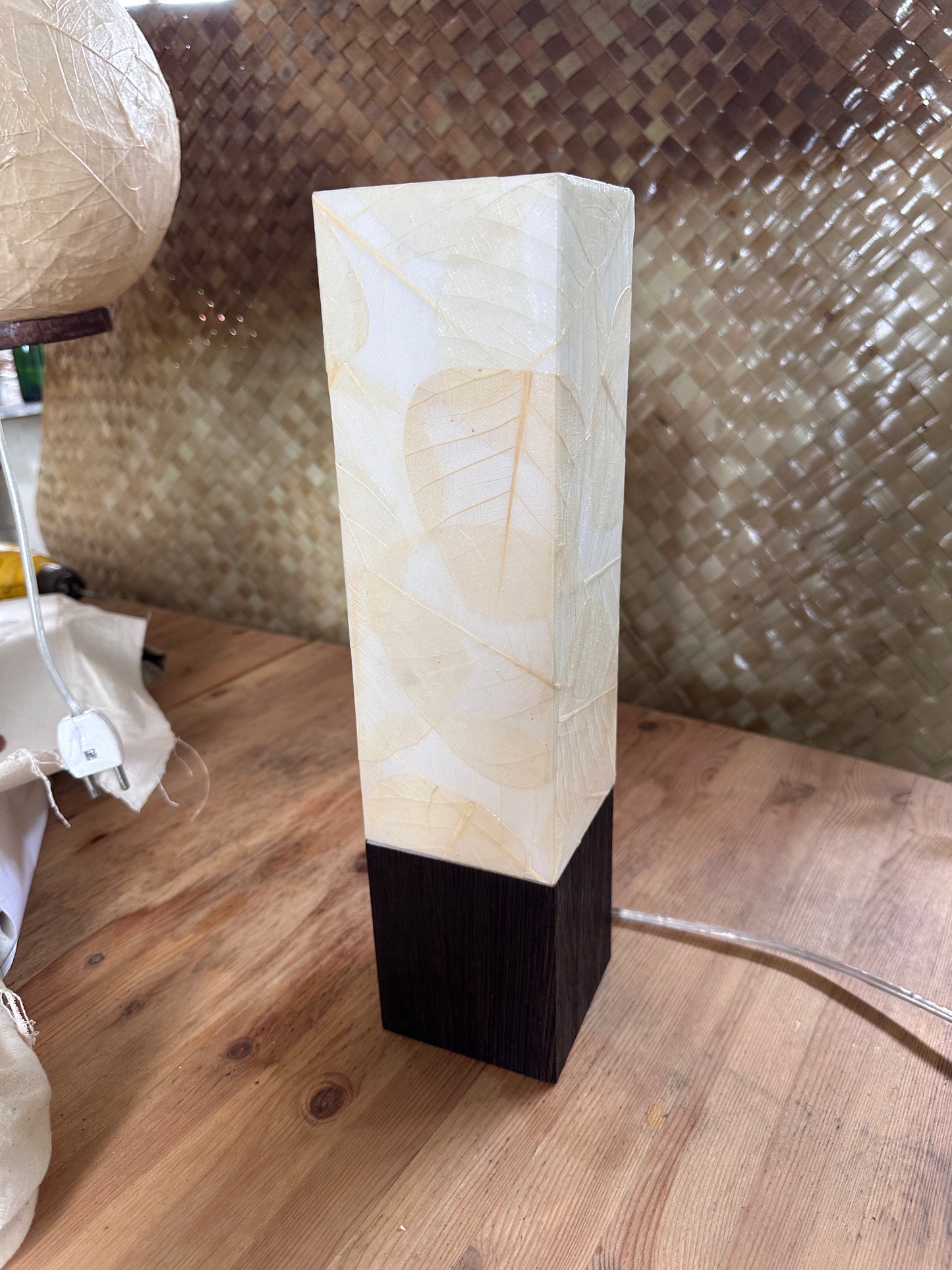 Peepal Leaf Tower Lamp